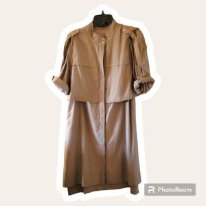 BCBGMaxAzria Taupe Long Sleeve Dress